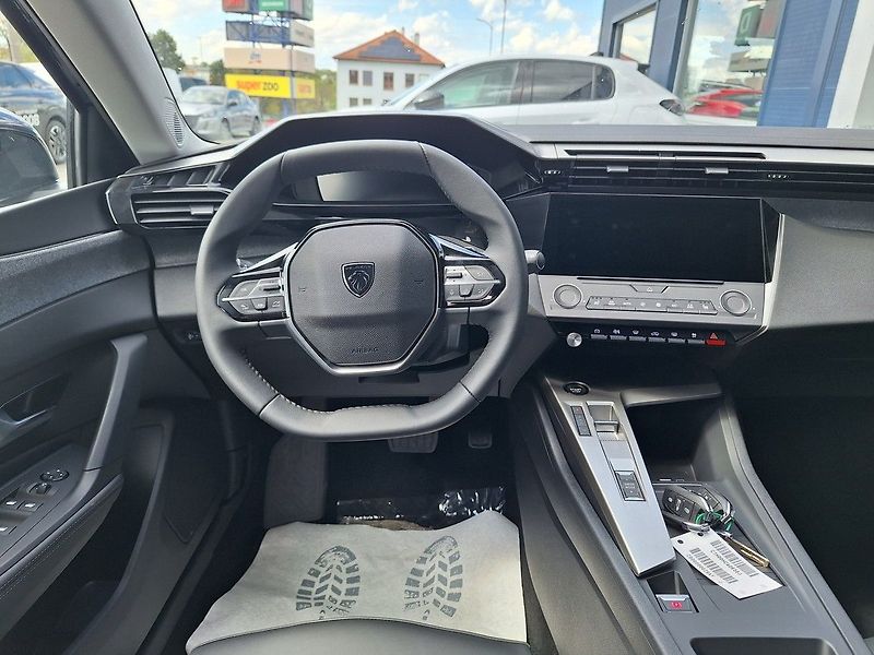Peugeot 308 (2026) SW ALLURE Hybrid 145 e-DCS6 - fotka 11 z 15