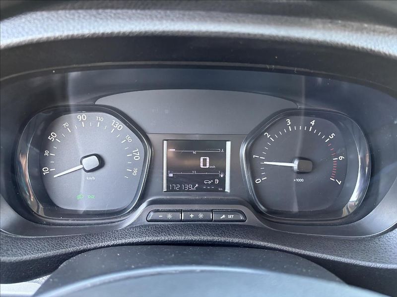 Opel Vivaro 2,0 CDTI 106kW L1 - fotka 23 z 33