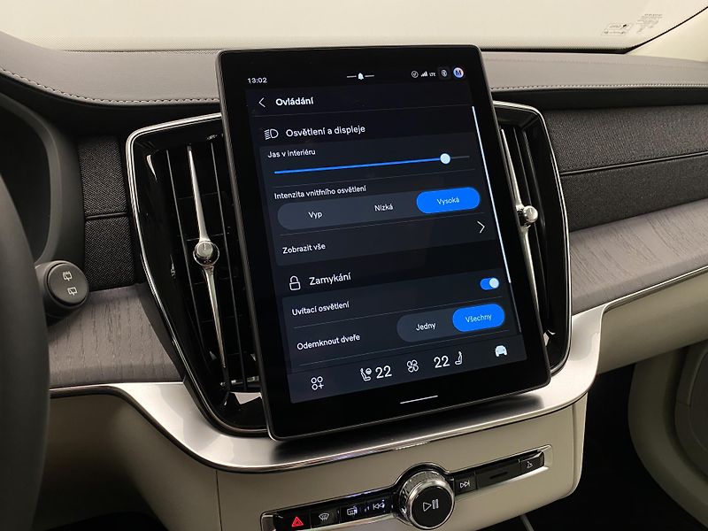 Volvo XC90 (2026) T8 AWD Plug-in BRIGHT PLUS 7m - fotka 54 z 71
