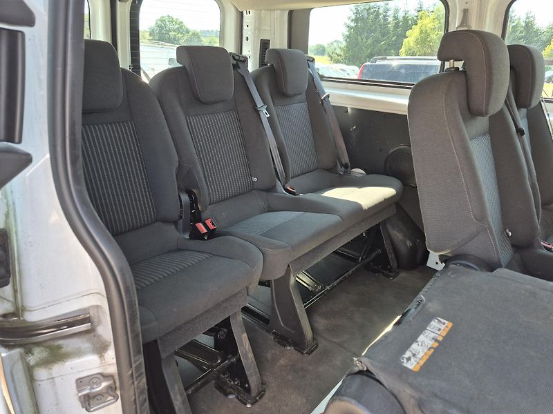 Ford Transit Custom (2014) 2.2 Tdci 9 míst  - fotka 20 z 22