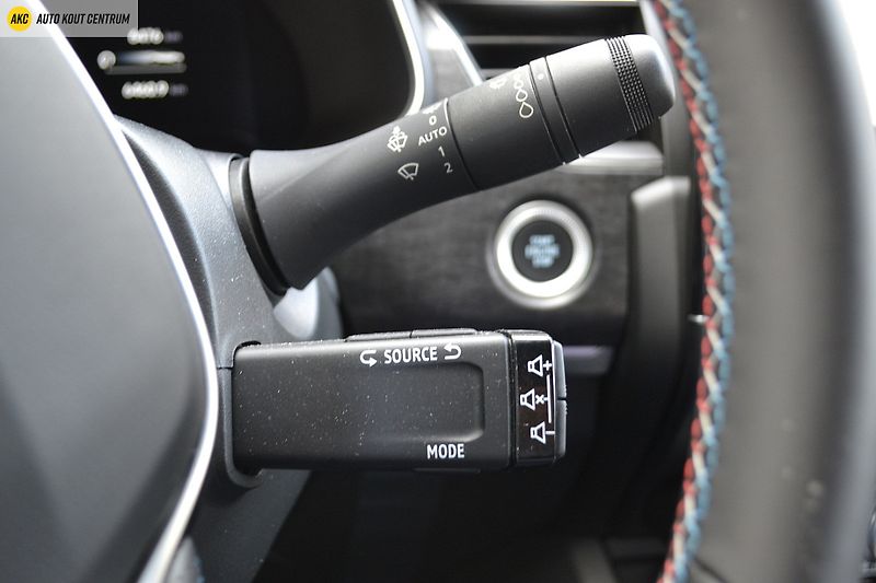 Renault Arkana ESPRIT ALPINE  E-Tech FULL HYB - fotka 32 z 59