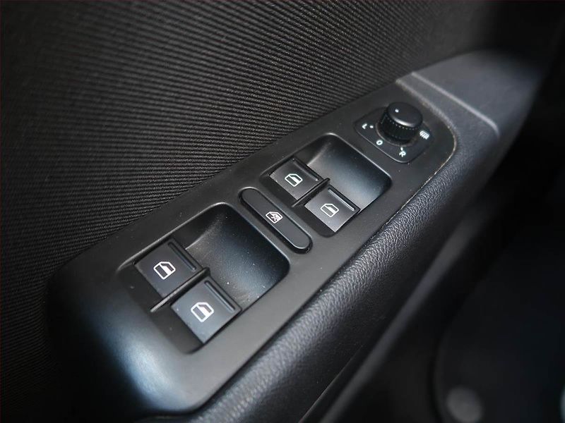 Škoda Superb (2014) Ambition 2.0 TDI, Automat - fotka 19 z 19