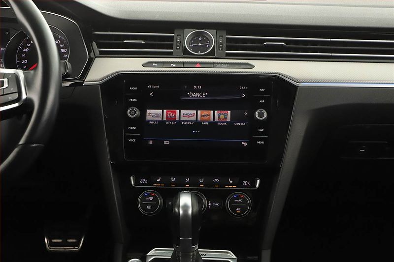 Volkswagen Arteon (2018) R-line 2.0 TSI 4Motion - fotka 9 z 21