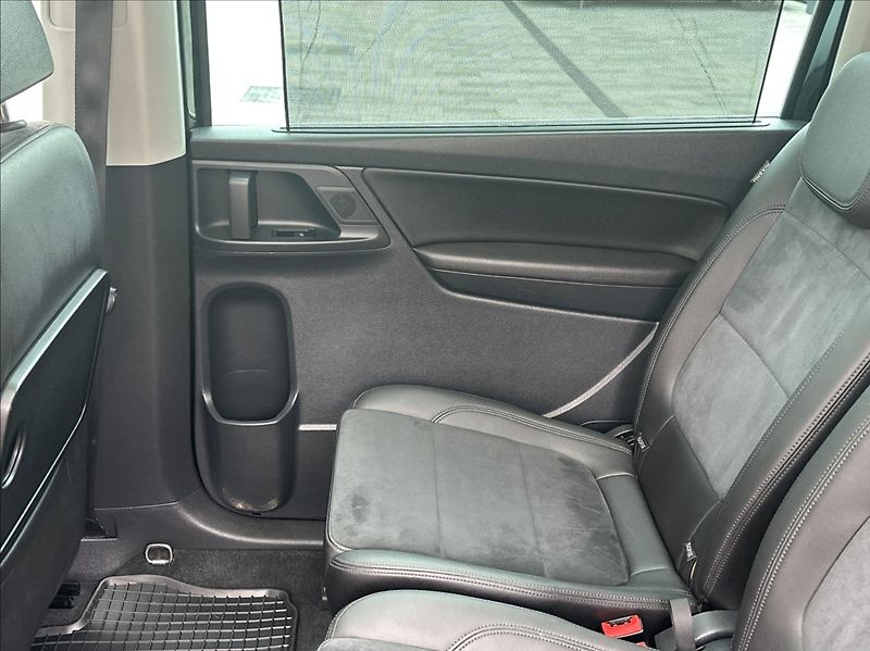 Seat Alhambra 2,0 TSI 220PS  Style-7 DSG - fotka 15 z 54