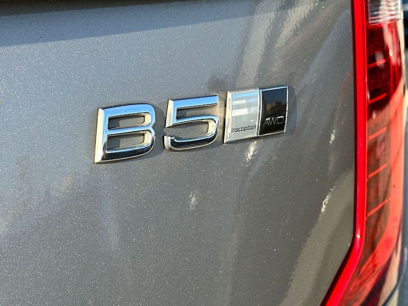 Volvo XC90 B5 INSCRIPTION VZDUCH TZ - fotka 11 z 18
