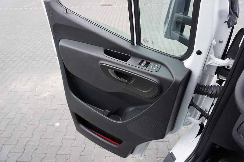 Mercedes-Benz Sprinter (2021) 2,2 CDI / E 6 / BURTO - PLANDE - fotka 36 z 40