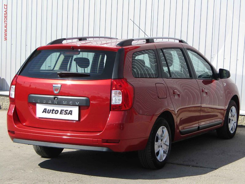 Dacia Logan (2018) 1.0SCe, 2.maj,ČR, Klima - fotka 4 z 15