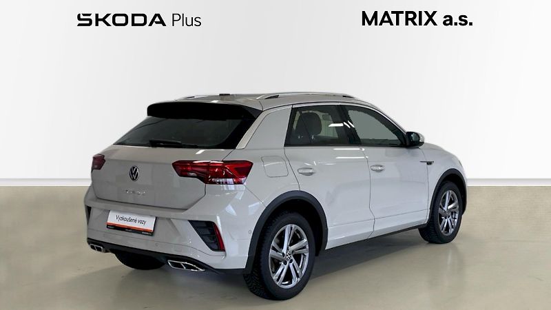 Volkswagen T-Roc (2024) R-Line 1.0 TSI 81kW - fotka 2 z 27