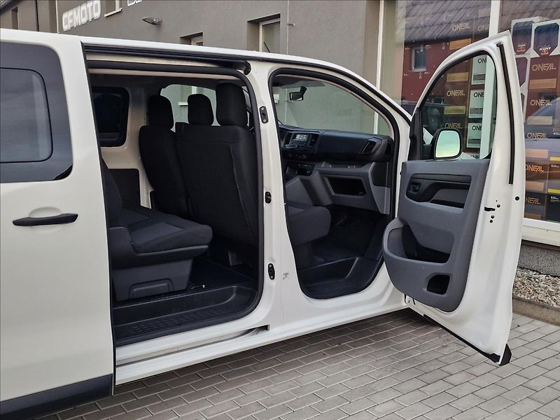 Toyota ProAce Verso 2.0 D-4d 140k L2 106kW - fotka 15 z 45