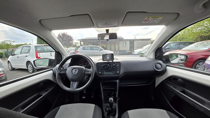 Škoda Citigo 1.0MPI  ACTIVE - fotka 17 z 31
