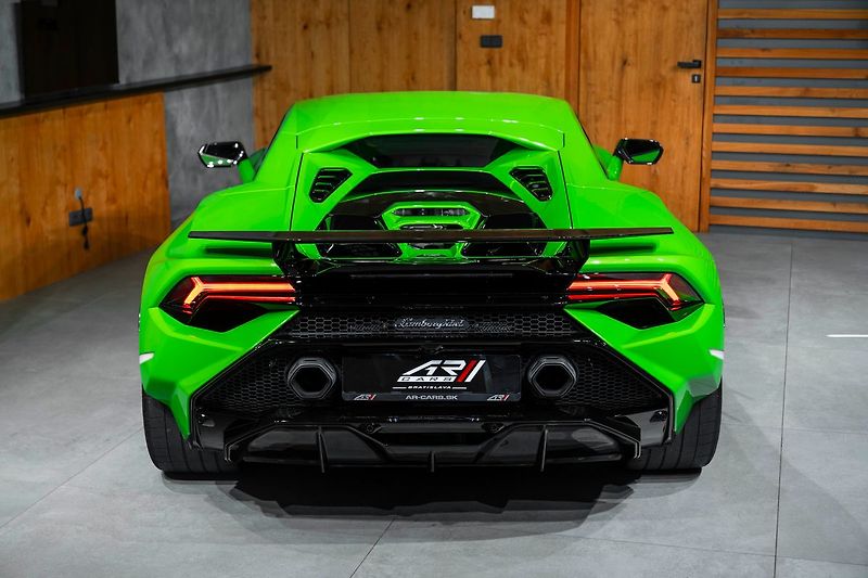 Lamborghini Huracán Tecnica - fotka 22 z 25