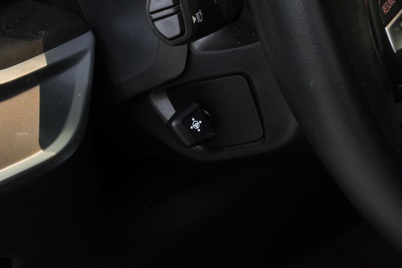 BMW X5 Xdrive30d,360,HUD,ACC,TAŽNÉ - fotka 17 z 41