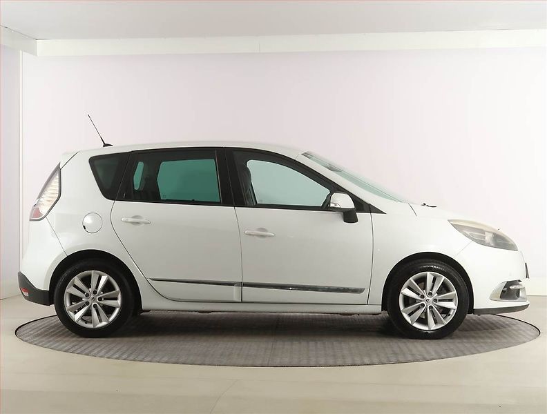 Renault Scénic (2012) 1.5 dCi, Tempomat - fotka 6 z 20