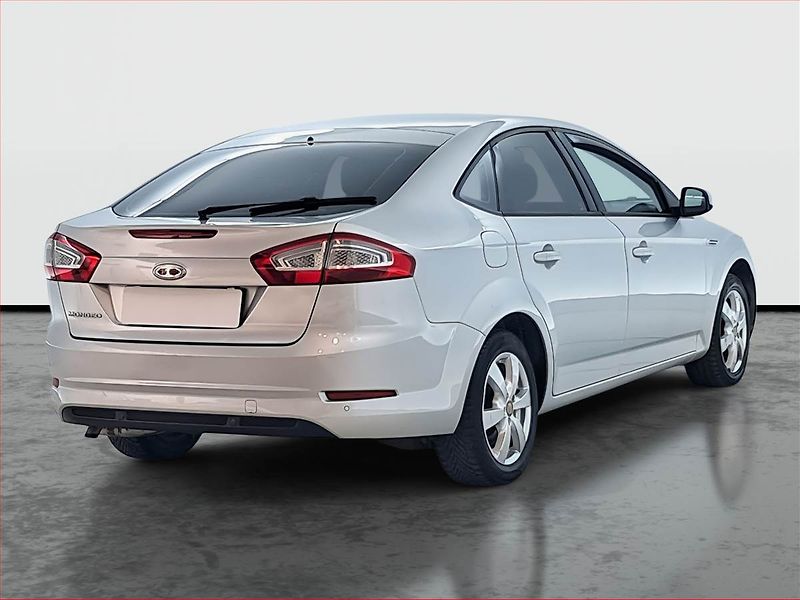 Ford Mondeo (2010) 1.6 i, po STK, v dobrém stavu - fotka 5 z 15