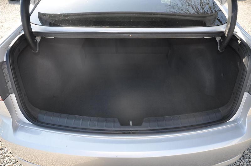 Hyundai i40 2.0GDi 131kW Automat - fotka 8 z 19