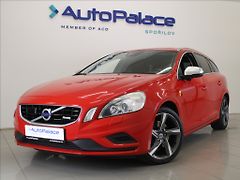 Volvo V60 2,4 D4 AWD R-Desing Výprodej - fotografie inzerátu