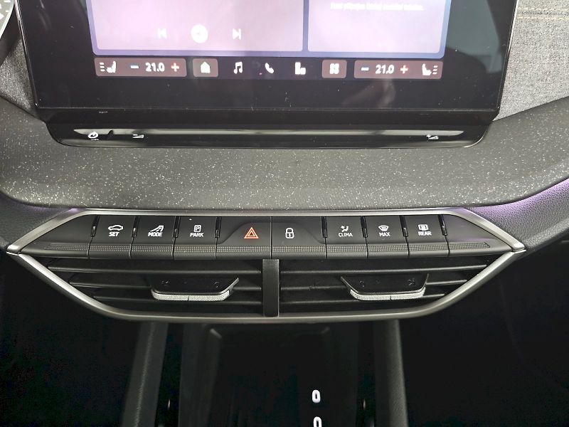 Škoda Octavia (2025) COMBI 1.5TSI DSG BUSINESS TOP - fotka 23 z 30