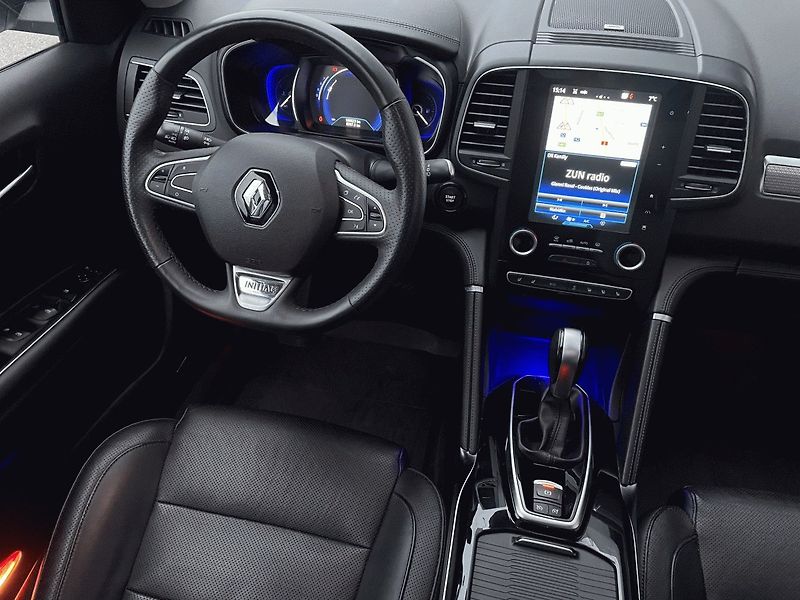Renault Koleos (2017) INITIALE PARIS 2,0dCi 175k AWD - fotka 12 z 23