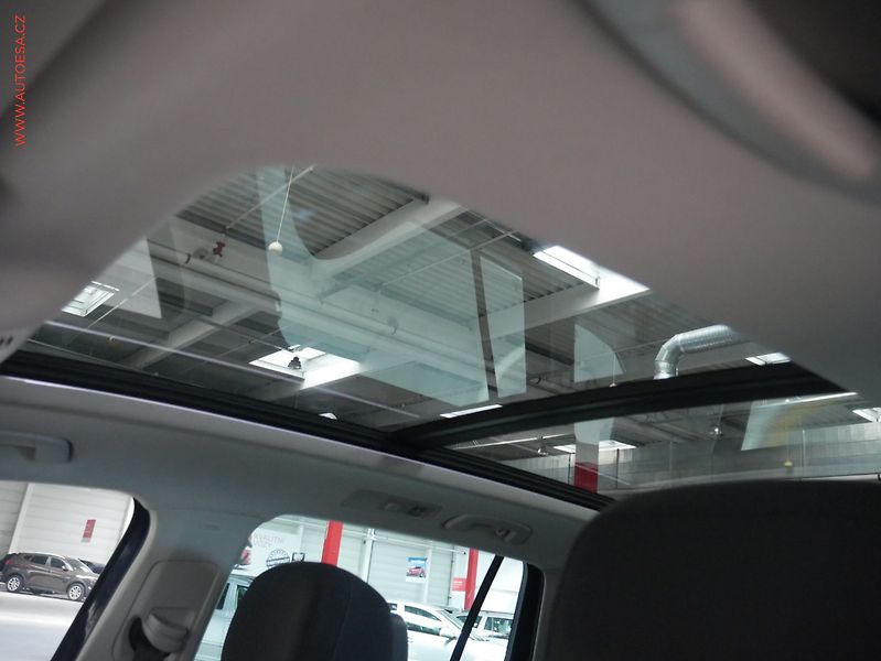 Volkswagen Tiguan (2018) 2.0 TDI 4x4, DSG, navi, LED - fotka 30 z 31