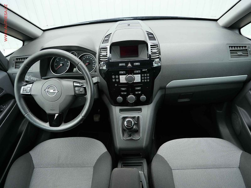 Opel Zafira (2012) 1.7 CDTi, ČR, AC, tempo - fotka 8 z 16