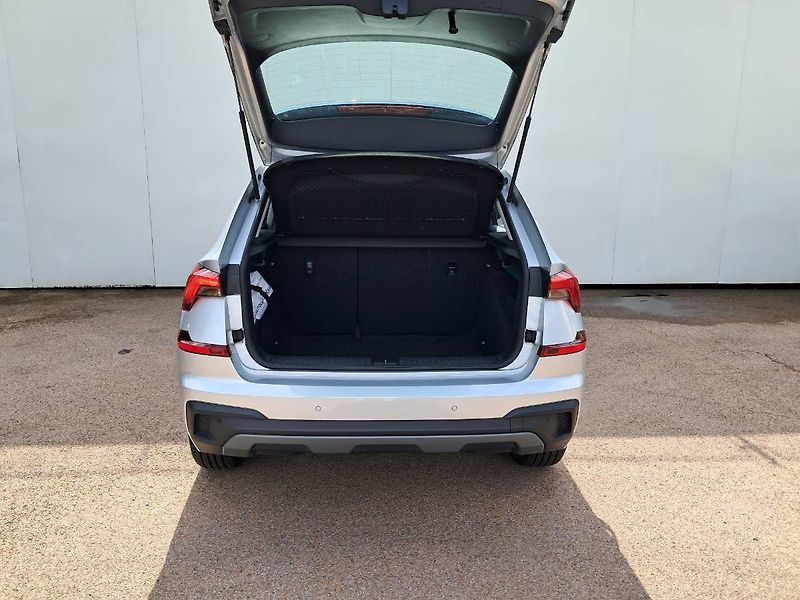 Škoda Kamiq (2025) SELECTION 1.0 TSI  / 85 kW M6 - fotka 23 z 24