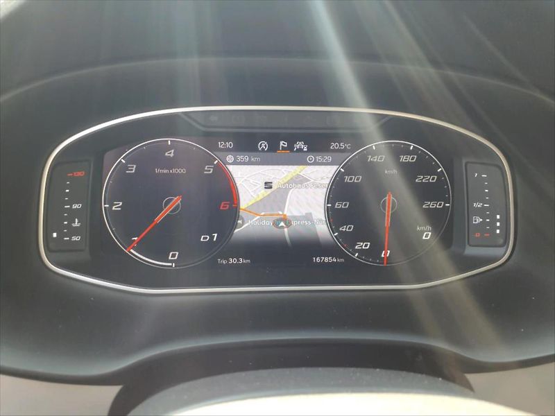 Seat Ateca 2,0 TAŽNÉ,KAMERA,EL.KUFR - fotka 5 z 11