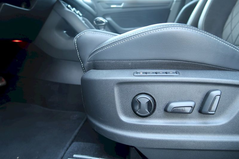 Škoda Kodiaq (2024) Sport Line 2,0 TDI/147 kW  4X4 - fotka 12 z 33