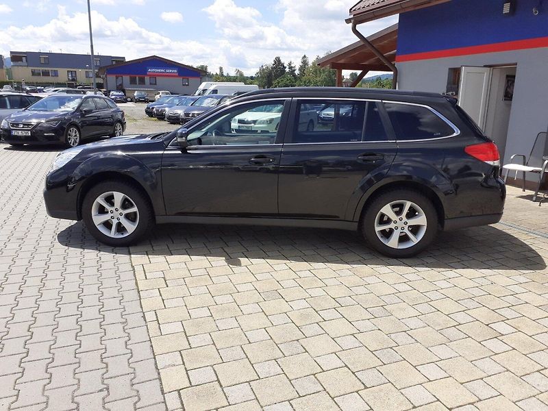 Subaru Outback (2013) 2.0 D 4x4 110 Kw - fotka 6 z 34