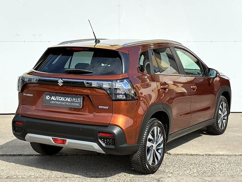 Suzuki S-Cross 1.4 BoosterJet 6AT 4x4 Eleganc - fotka 2 z 21