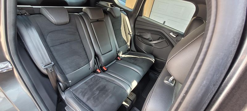 Ford Kuga (2016) 1,5 110kW ST-Line Bi-Xenony - fotka 11 z 45