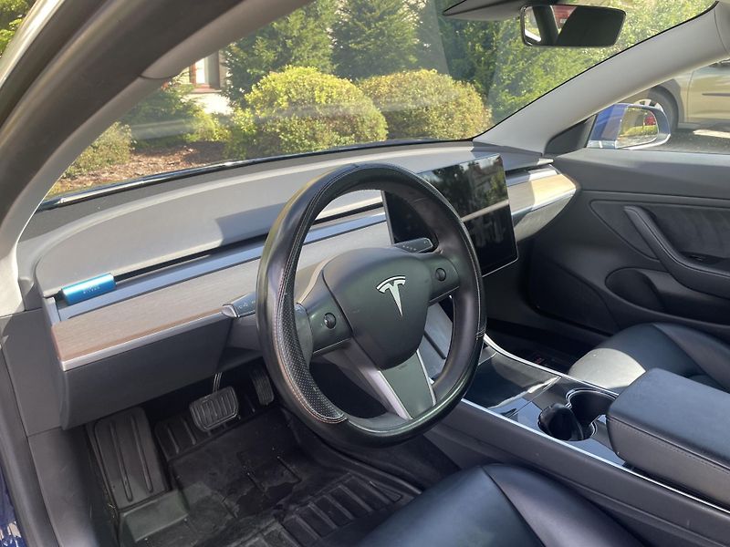 Tesla Model 3 (2019) Long Range Full autopilot - fotka 11 z 11