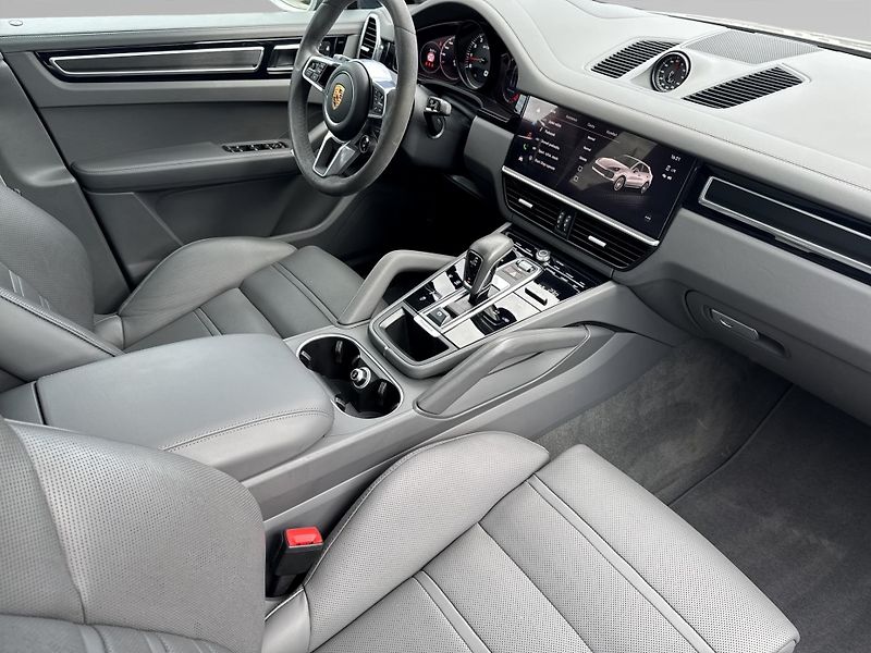 Porsche Cayenne GTS - fotka 22 z 23