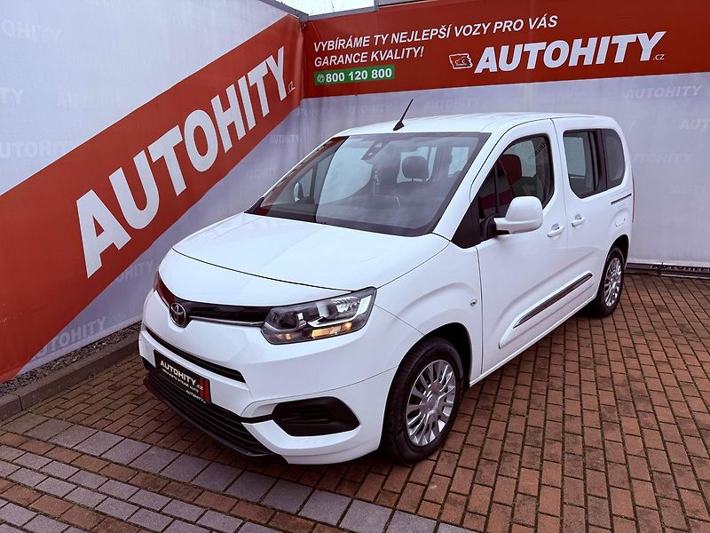 Toyota ProAce City 1.5D L1 Shuttle, ČR, 1.Maj - fotografie inzerátu