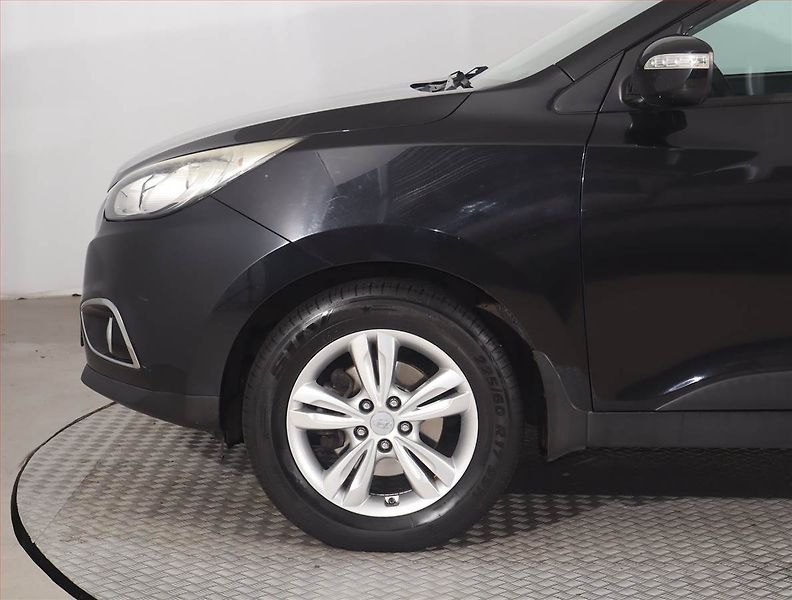 Hyundai ix35 (2011) 1.7 CRDi, Tempomat - fotka 14 z 16