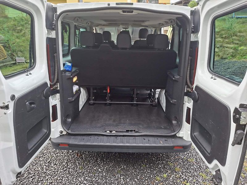 Opel Vivaro (2018) - fotka 10 z 10
