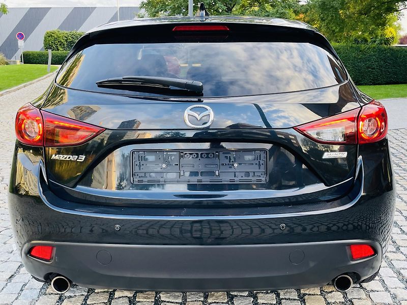 Mazda 3 2.0i MANUÁL VÝHŘEV SENZORY LED - fotka 14 z 40