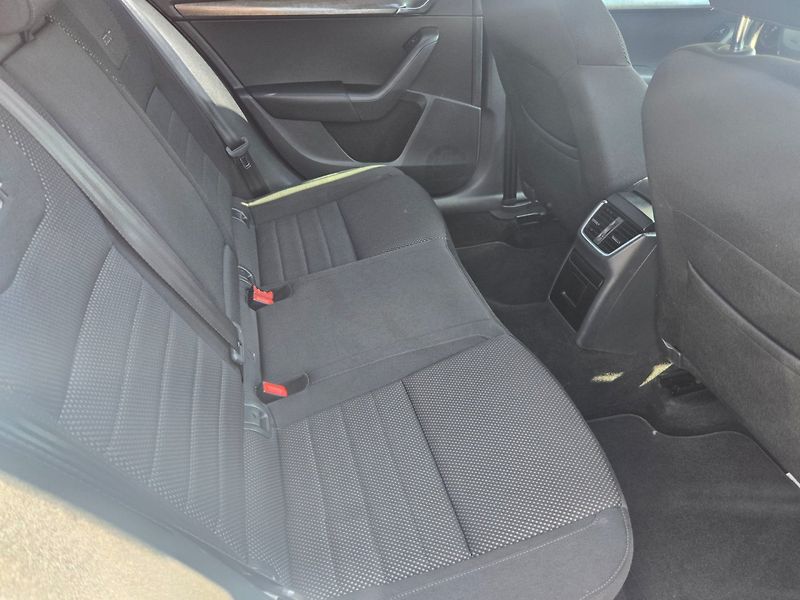 Škoda Octavia (2015) 2.0 TDI SCOUT DSG TOP 4x4 - fotka 13 z 28