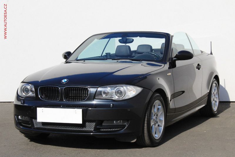 BMW Řada 1 (2010) 2.0D, AT, navi, bixen - fotka 3 z 3