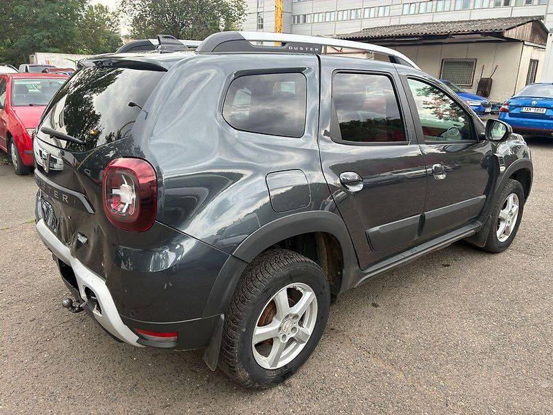 Dacia Duster 1.5 DCi 4x4 Navi ČR původ 64 0 - fotka 6 z 24