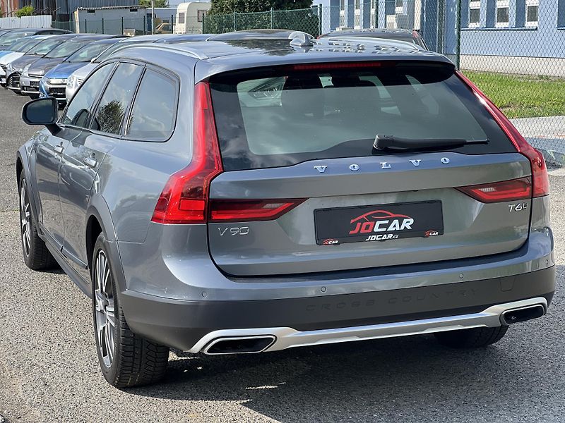 Volvo V90 T6 235kw AWD CROSS COUNTRY - fotka 5 z 52