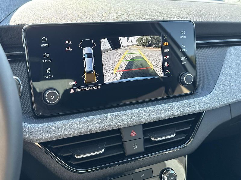 Škoda Scala (2024) 1.0 TSI DSG Selection - fotka 18 z 31