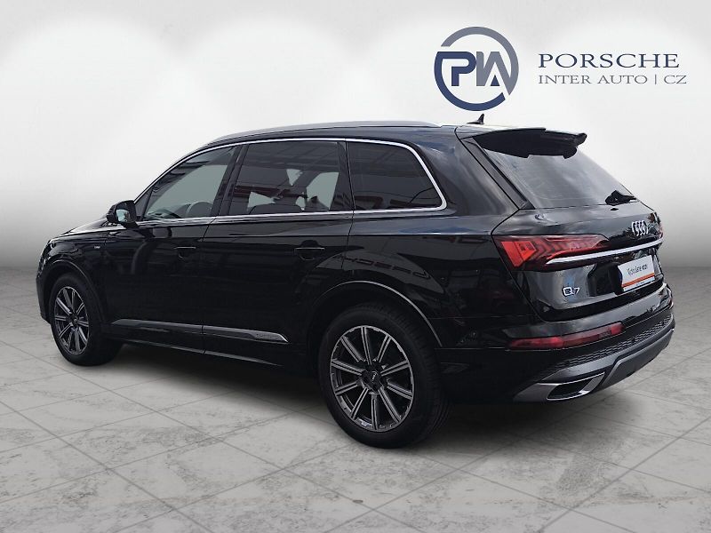 Audi Q7 3.0TDi S-Line - fotka 8 z 25