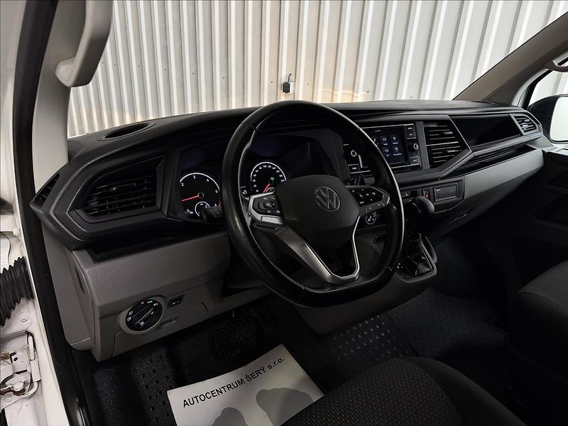 Volkswagen Transporter 2.0TDI 110kW DSG KOMBI 1M - fotka 15 z 39