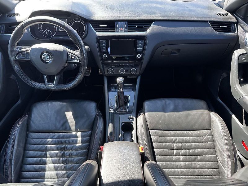 Škoda Octavia (2015) 2.0 TDI DSG RS - fotka 5 z 31