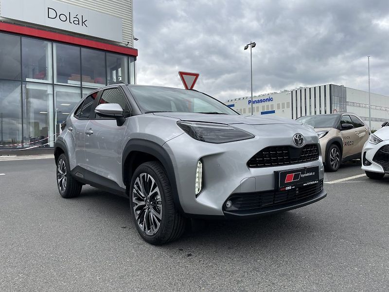 Toyota Yaris Cross 1.5 Hybrid 130k ODBĚR 6/2026 - fotka 1 z 29