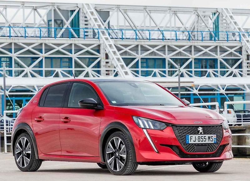 Volkswagen Golf ani vloni neopustil pozici nejžádanějšího evropského vozu