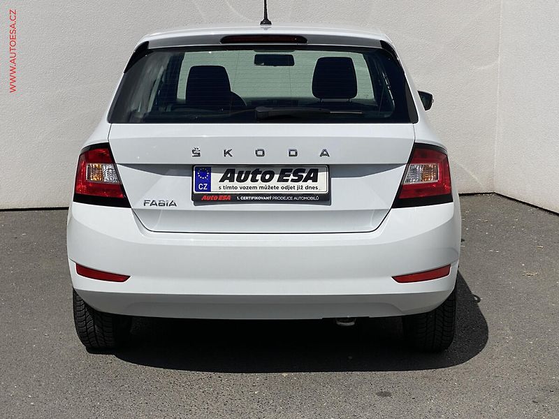 Škoda Fabia (2021) 1.0 TSi, ČR, Ambition - fotka 5 z 16
