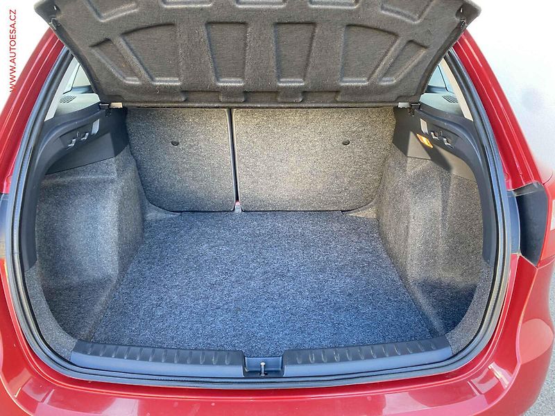 Seat Ibiza (2010) 1.4 i, ČR, Style, AC, tempo - fotka 7 z 16