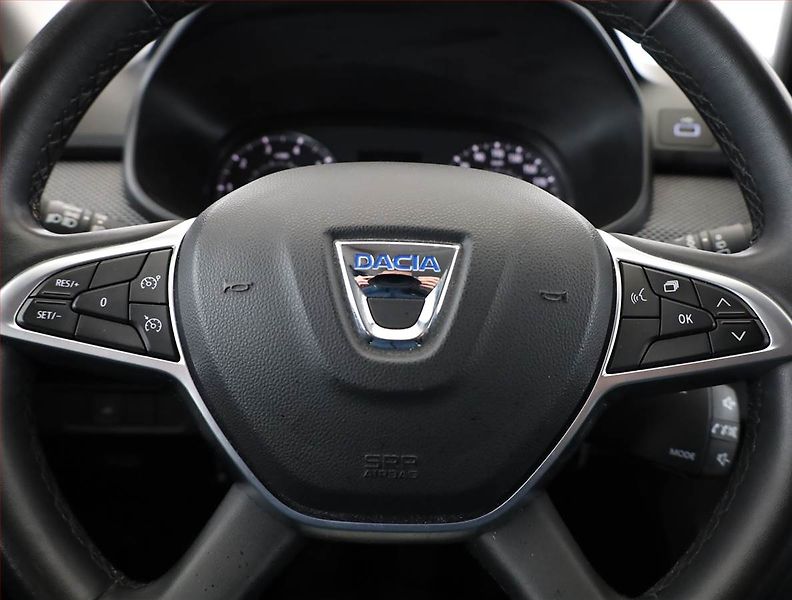 Dacia Jogger (2022) Extreme 1.0 TCe, LPG, 7 míst - fotka 8 z 20