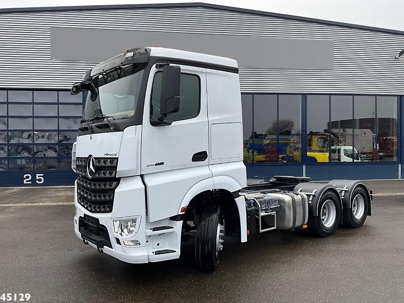 Mercedes-Benz (2025) Arocs 2663 6x4 tahač 68t  - fotografie inzerátu